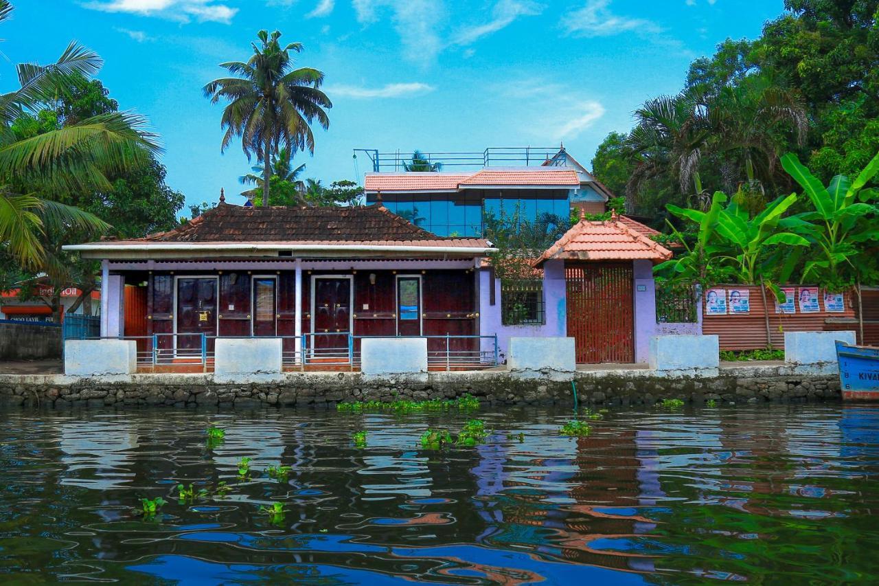 Homestay Royal Holidays Alappuzha