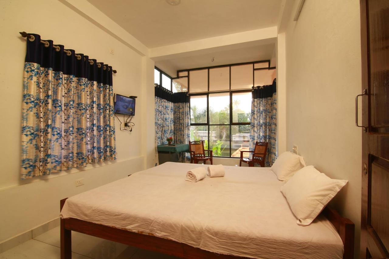 Homestay Royal Holidays