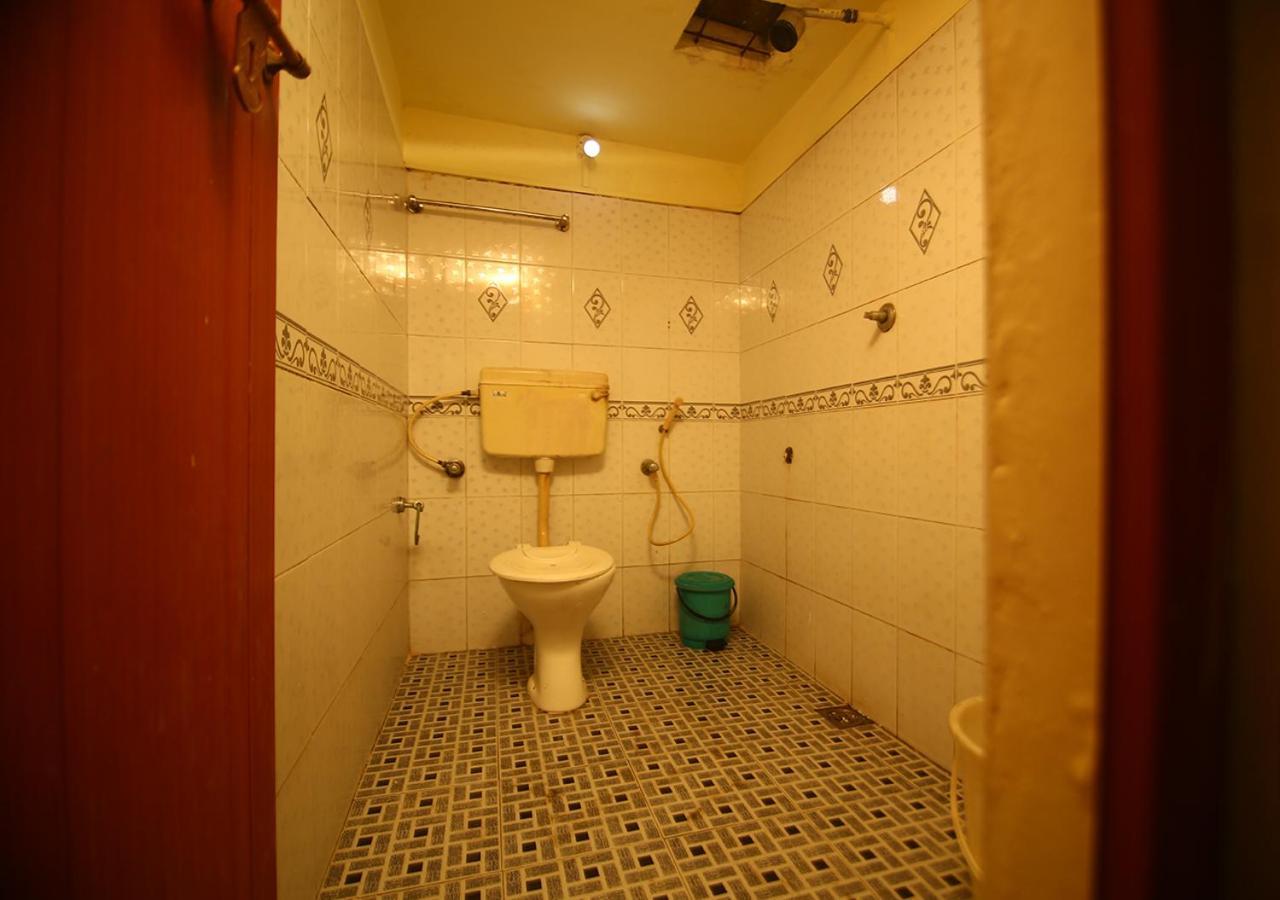 Homestay Royal Holidays *