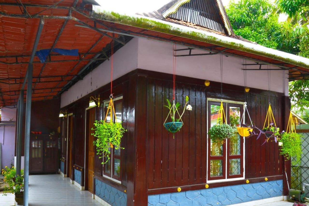 Royal Holidays * Alappuzha